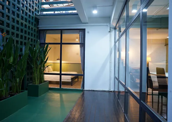 Pratunam Design Boutique