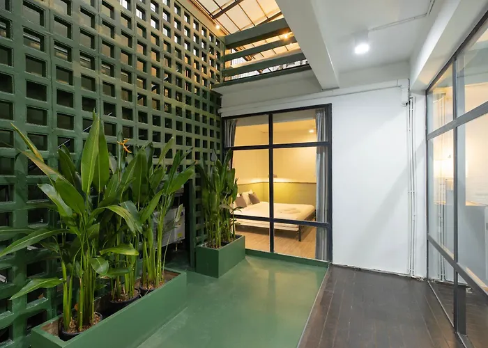 Pratunam Design Boutique *